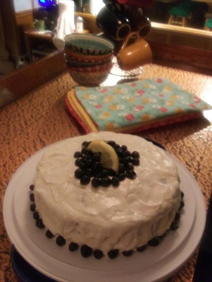 Lemon-blueberry cake